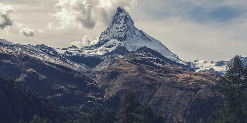 边缘计算与物联网(IoT)的融合革命：开发者必知的技术趋势与实战资源